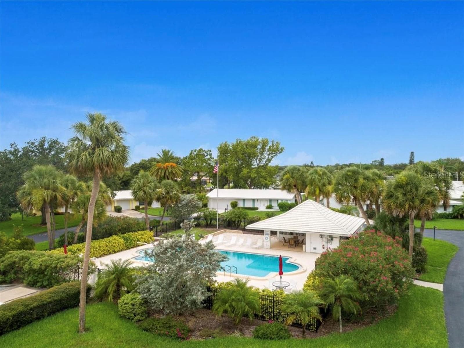 Community Pool - 21 OAKWOOD DR N #21, ENGLEWOOD