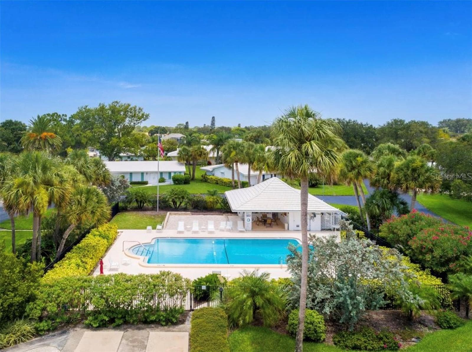 Community Pool - 21 OAKWOOD DR N #21, ENGLEWOOD