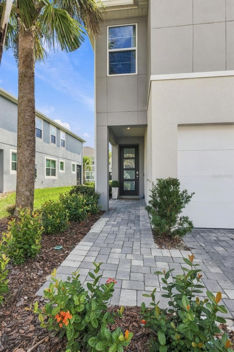 Townhouse at 5608 BROOKLET WOODS DR, WESLEY CHAPEL, photo 2 of 46