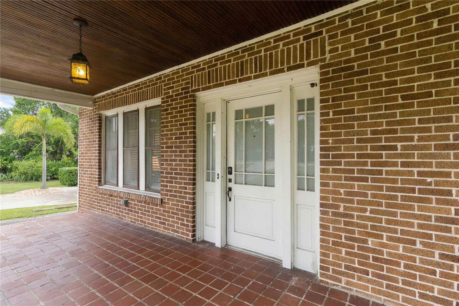Single Family Residence at 625 GATLIN AVE, ORLANDO, photo 8 of 61