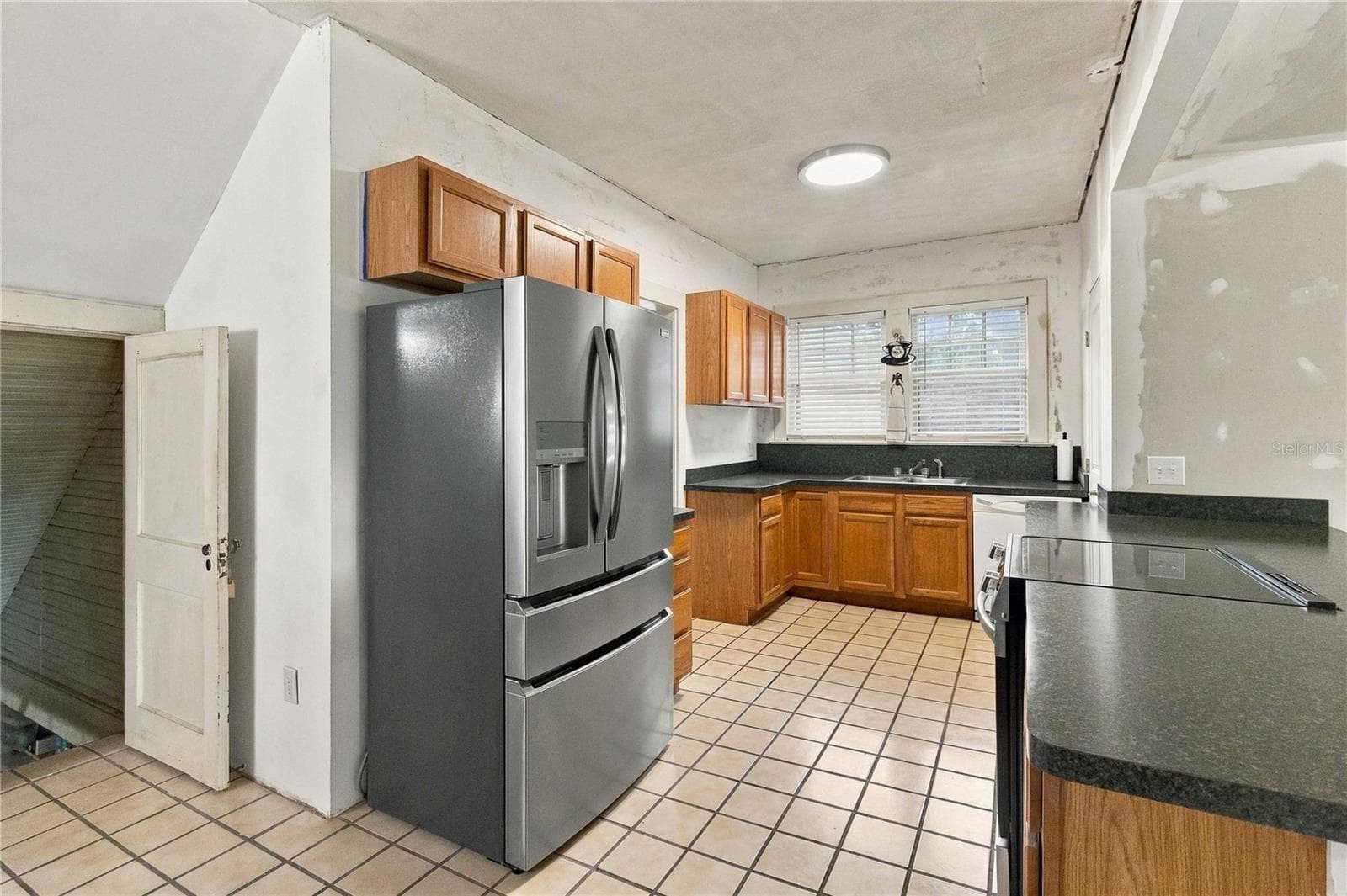 Single Family Residence at 625 GATLIN AVE, ORLANDO, photo 20 of 61