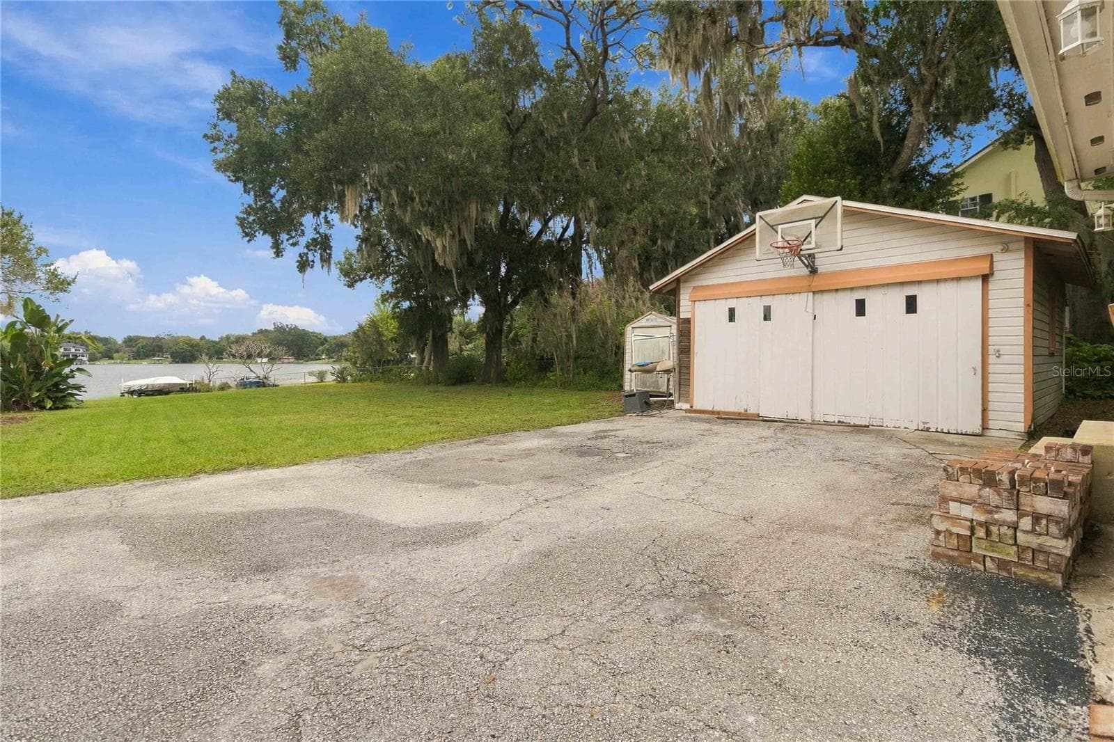 Single Family Residence at 625 GATLIN AVE, ORLANDO, photo 47 of 61