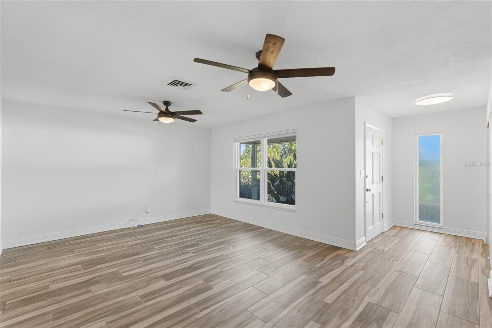 Single Family Residence at 1460 69TH PL S, ST PETERSBURG, photo 5 of 45