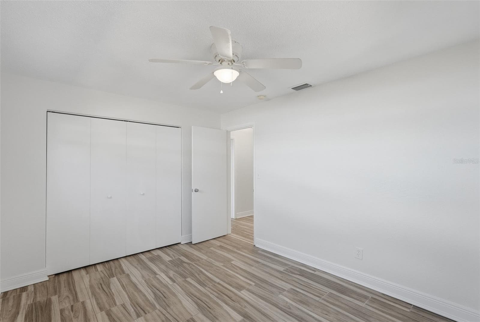 Single Family Residence at 1460 69TH PL S, ST PETERSBURG, photo 7 of 45