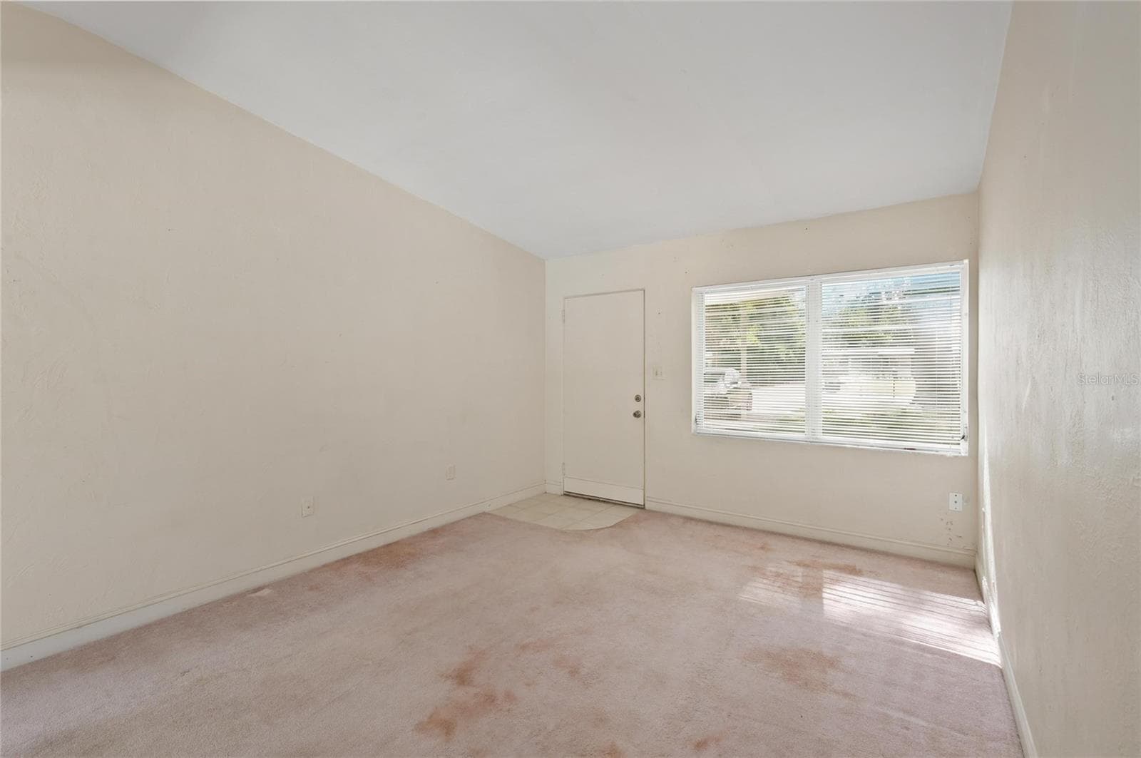 Single Family Residence at 833 TURNBULL AVE, ALTAMONTE SPRINGS, photo 6 of 35