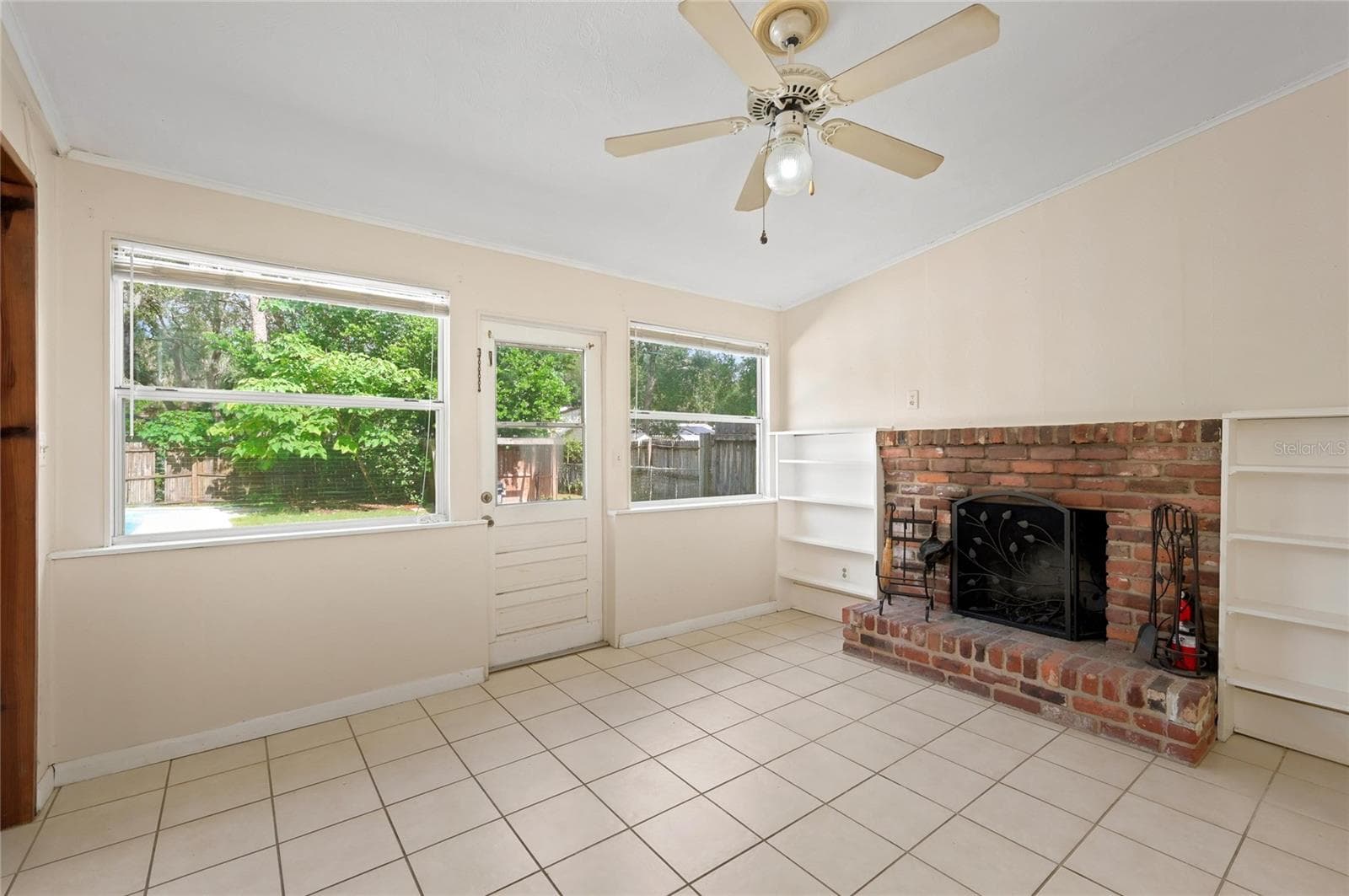 Single Family Residence at 833 TURNBULL AVE, ALTAMONTE SPRINGS, photo 9 of 35