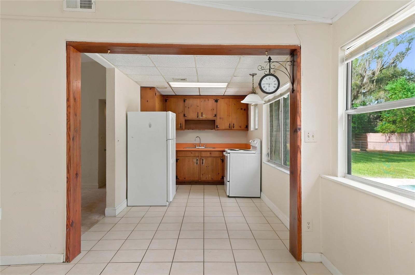 Single Family Residence at 833 TURNBULL AVE, ALTAMONTE SPRINGS, photo 12 of 35