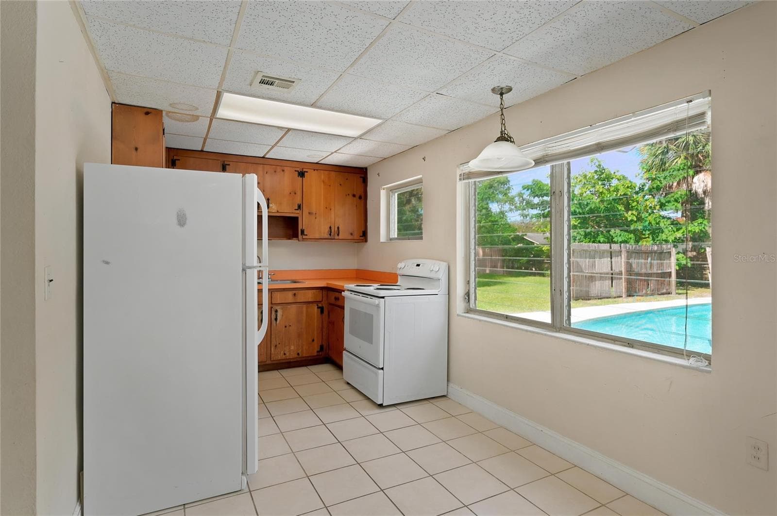 Single Family Residence at 833 TURNBULL AVE, ALTAMONTE SPRINGS, photo 13 of 35