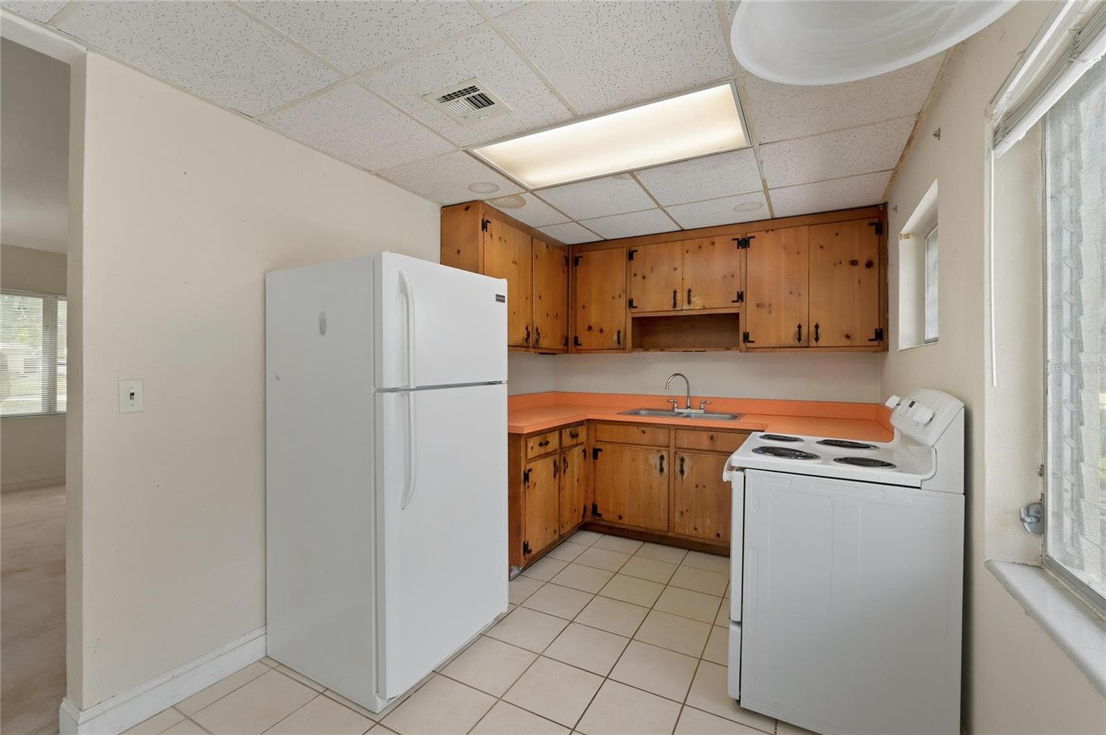 Single Family Residence at 833 TURNBULL AVE, ALTAMONTE SPRINGS, photo 14 of 35