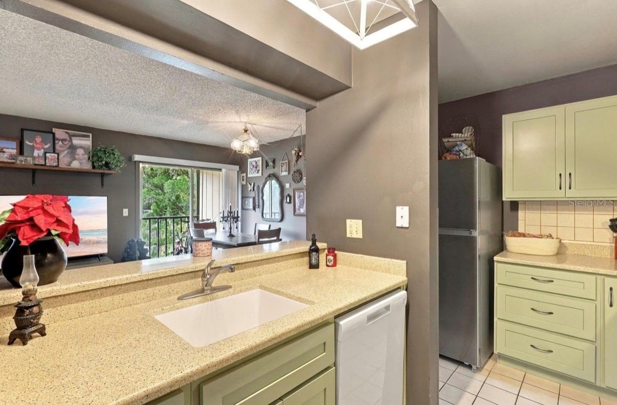 Condominium at 130 JASMINE WOODS CT #8D, DELTONA, photo 11 of 30