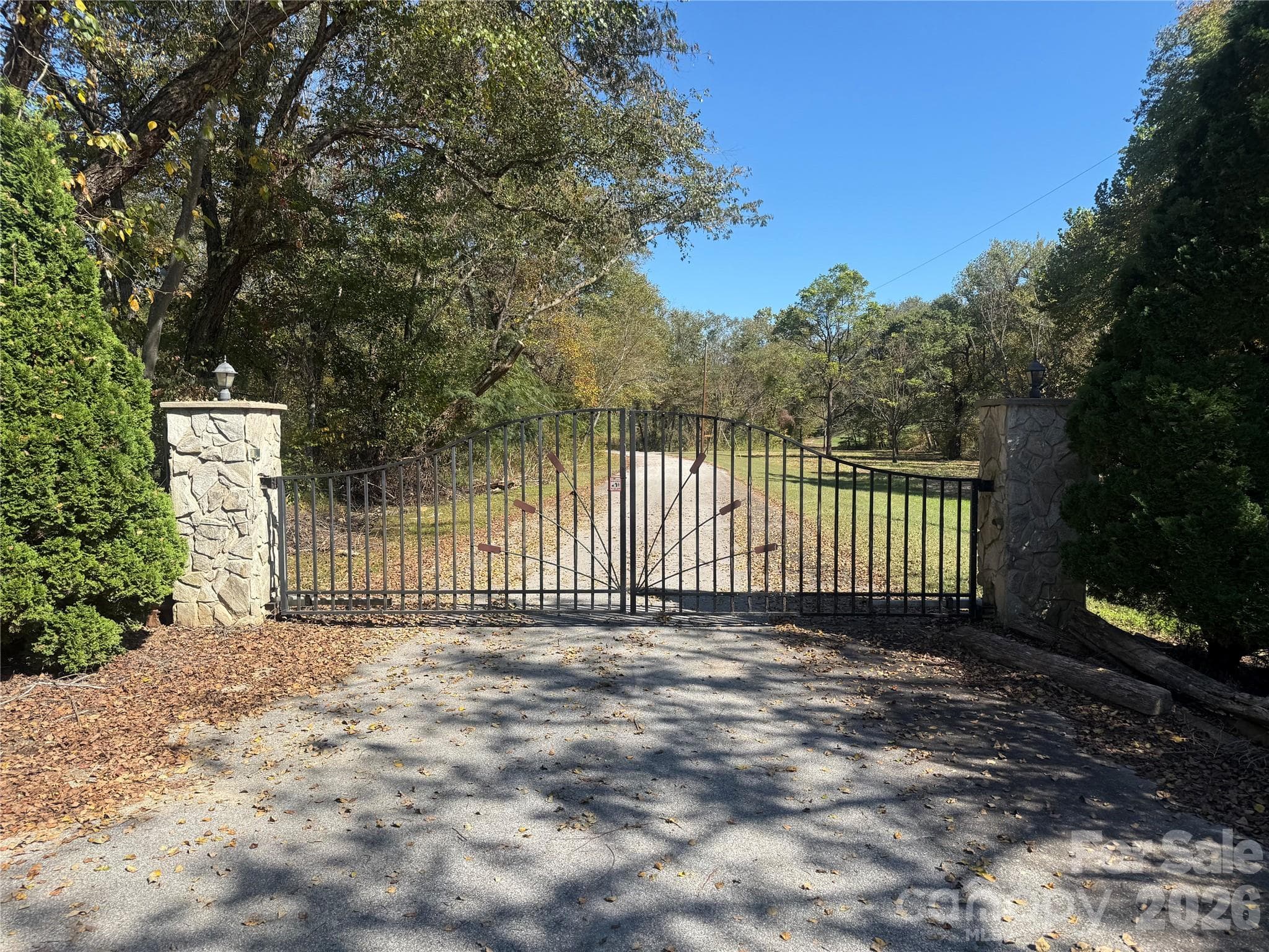 lower entrance - 00 Meadows Station Drive, Nebo