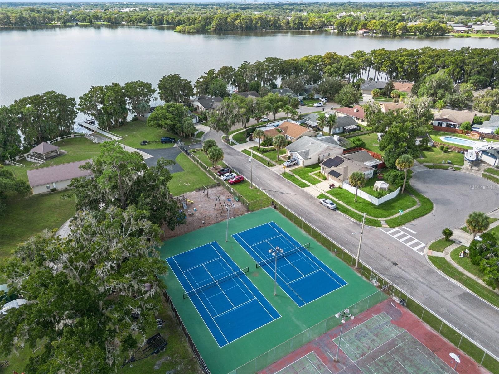 Newly refurbished tennis/pickleball courts. Basketball courts to be refurbished soon! - 698 SAUSALITO BLVD, CASSELBERRY