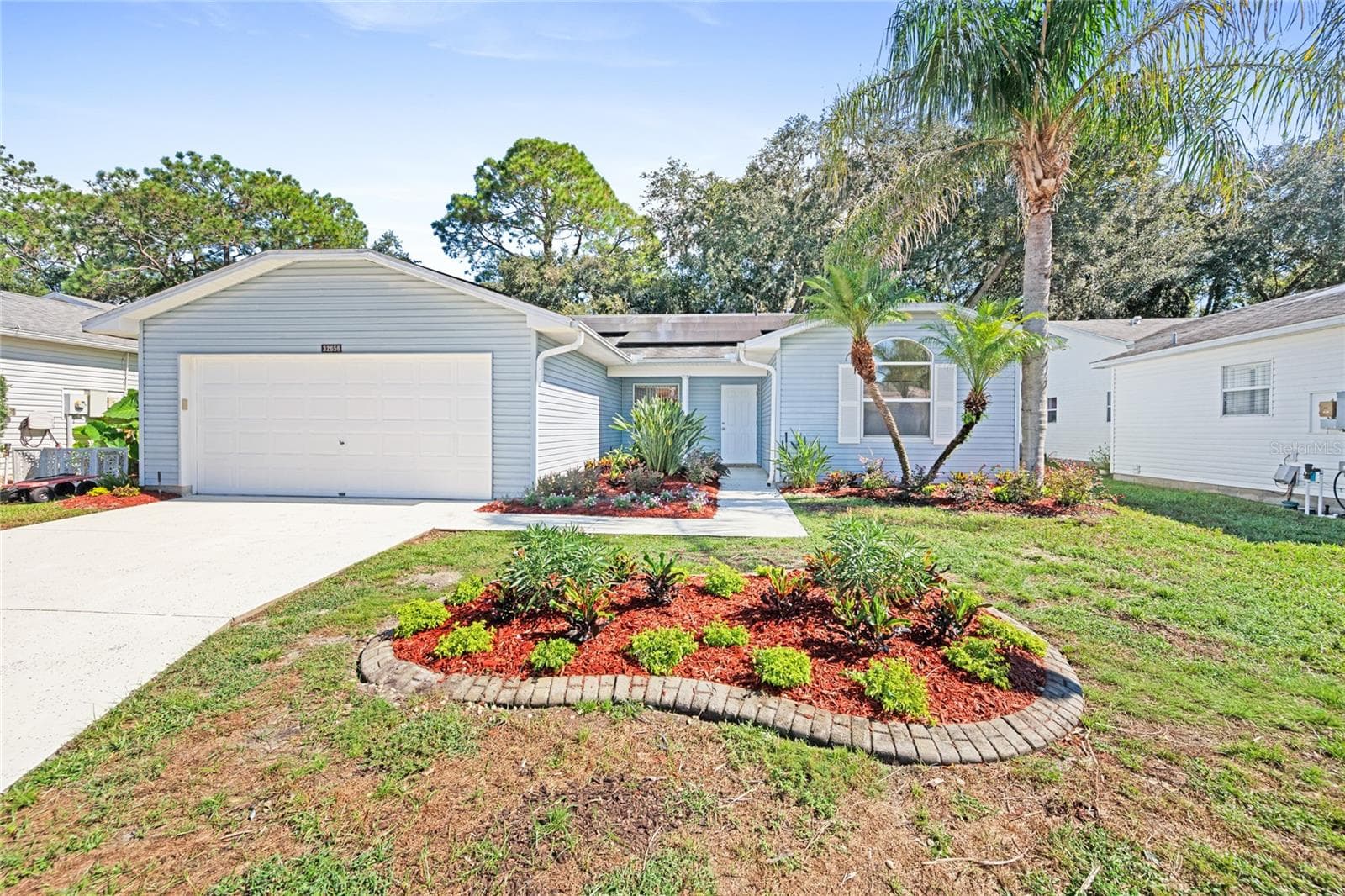 Single Family Residence at 32656 OAK PARK DR, LEESBURG, photo 4 of 59