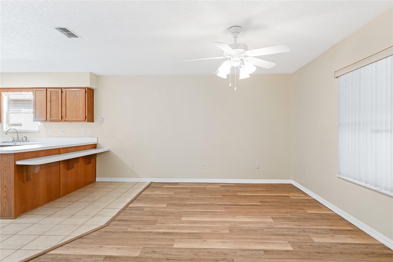 Single Family Residence at 32656 OAK PARK DR, LEESBURG, photo 19 of 59