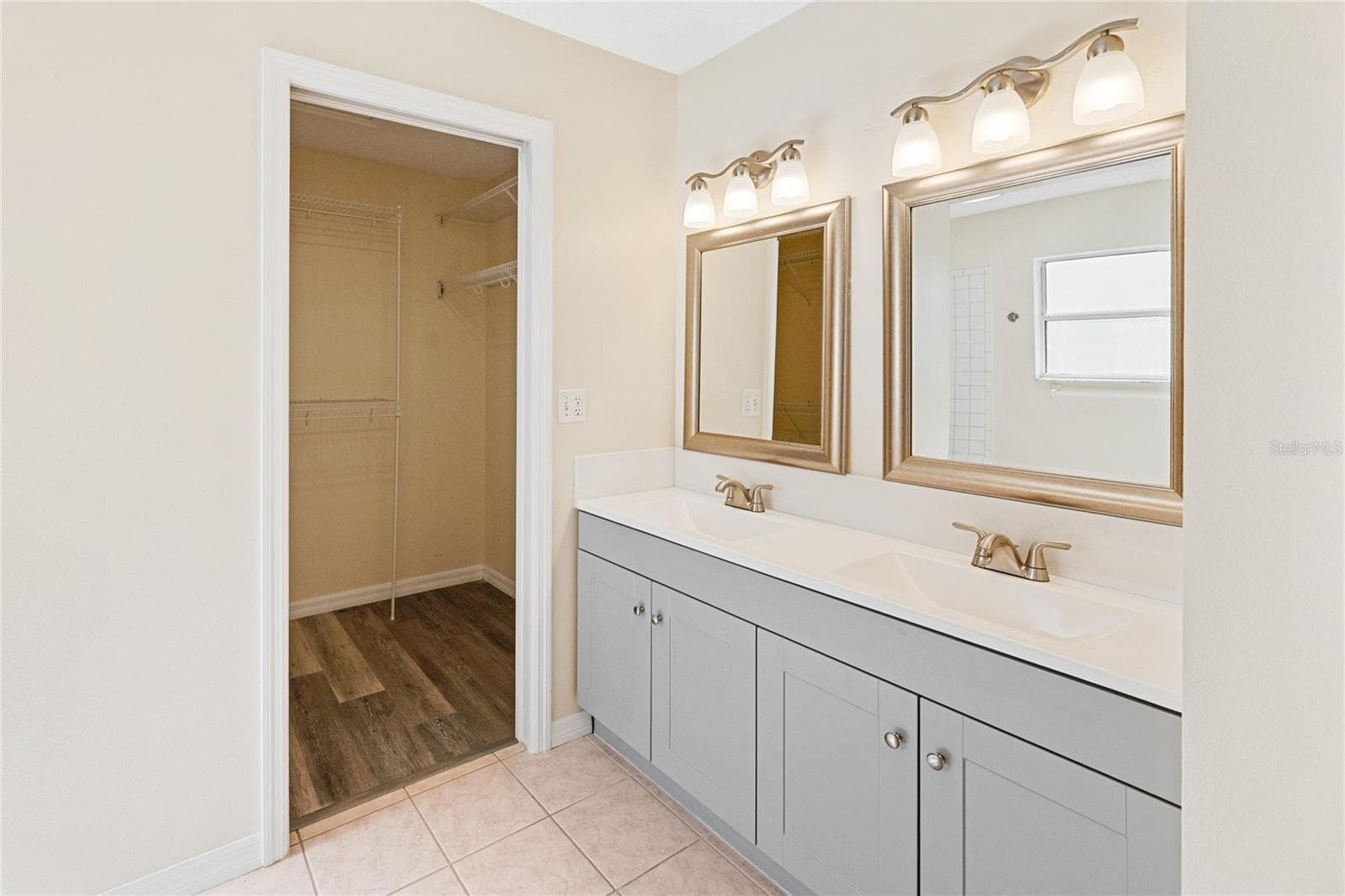 Single Family Residence at 32656 OAK PARK DR, LEESBURG, photo 32 of 59