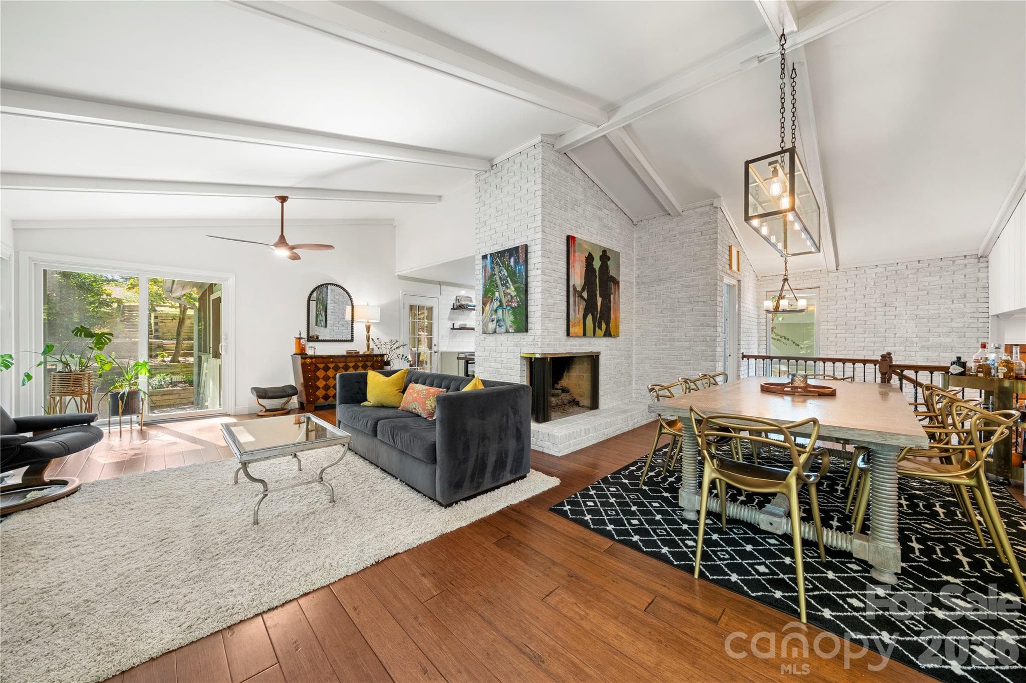 Single Family Residence at 6 Oakwood Court, Clover, photo 5 of 35