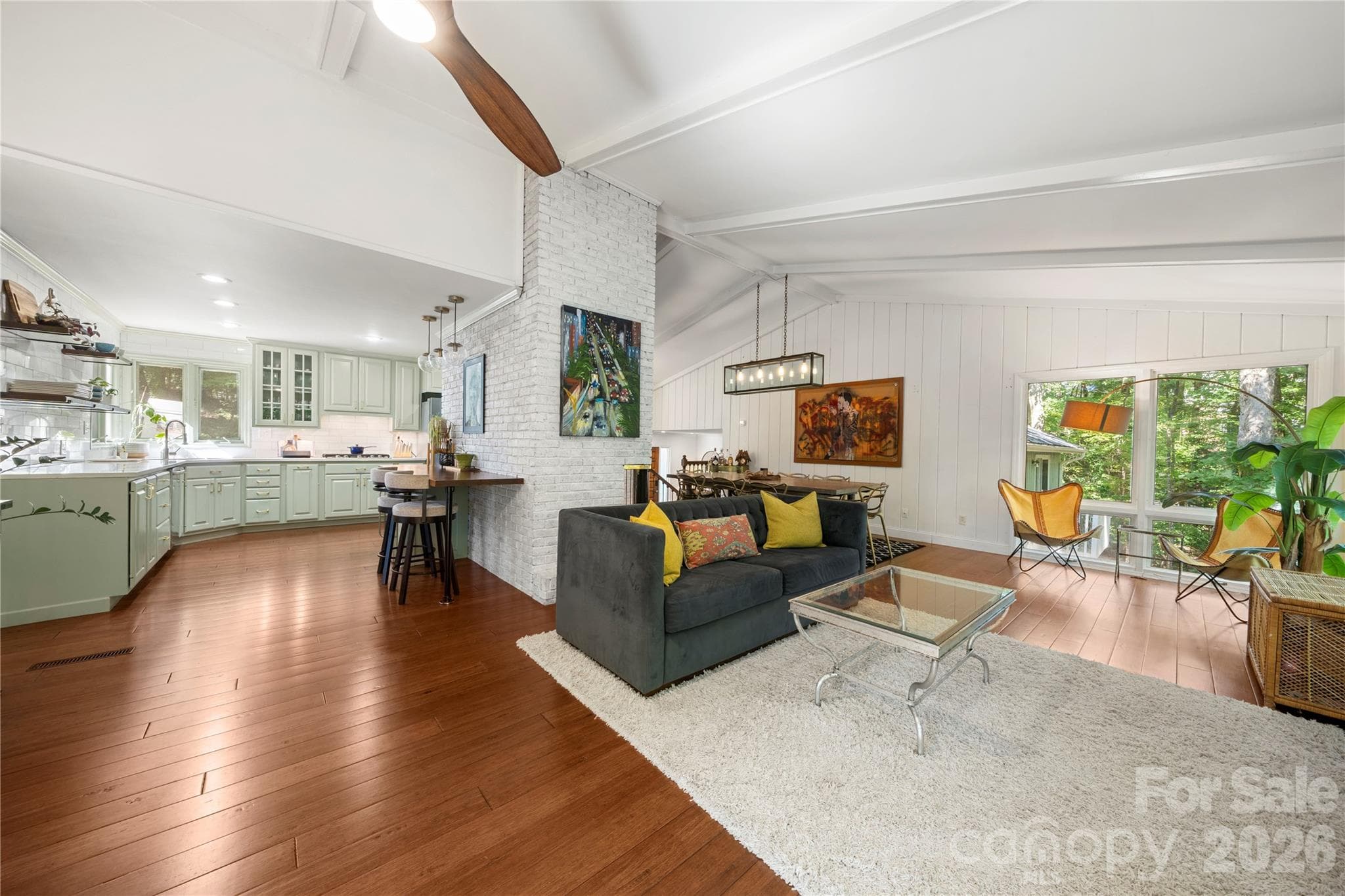 Single Family Residence at 6 Oakwood Court, Clover, photo 6 of 35