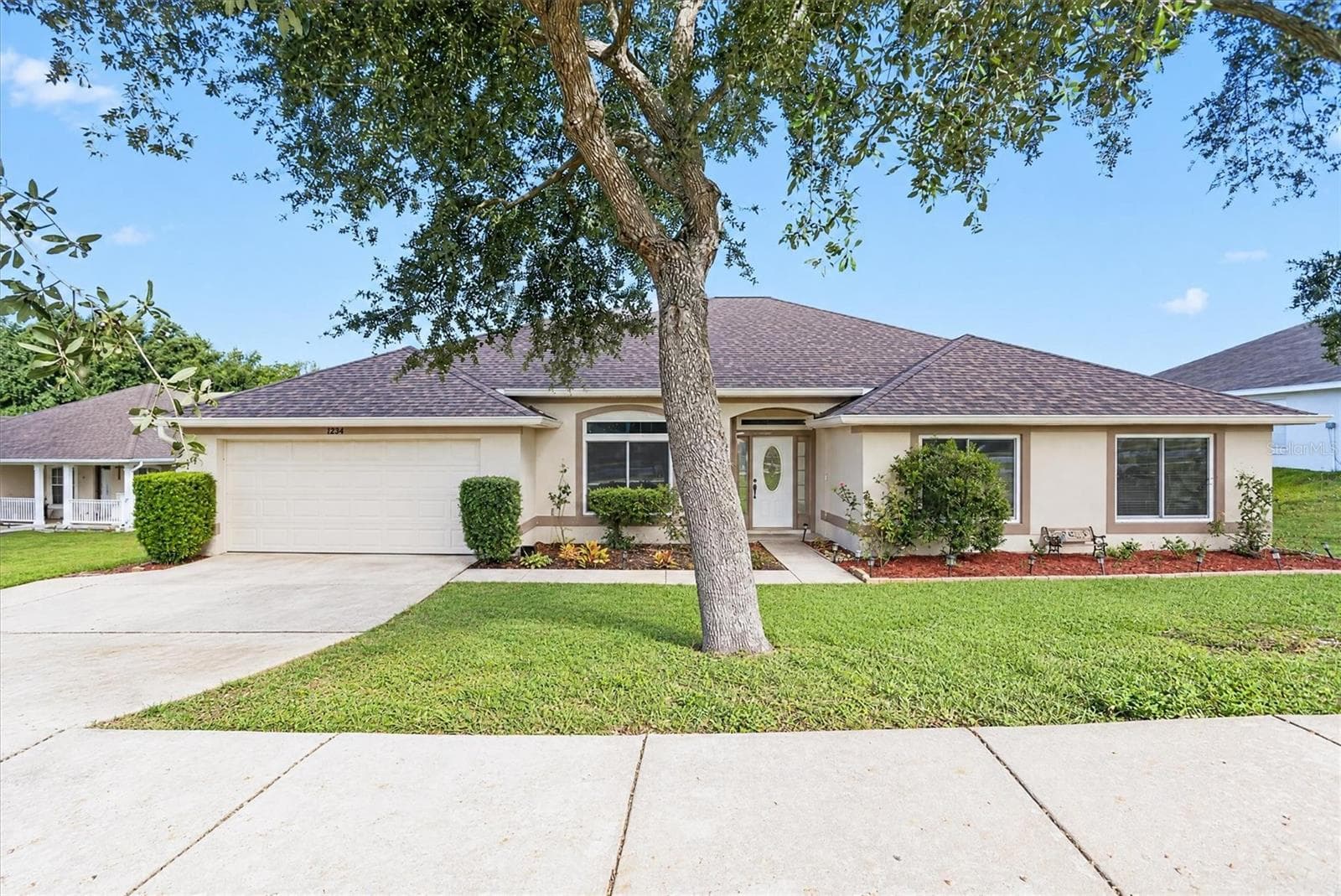 Single Family Residence at 1254 N RIDGE BLVD, CLERMONT, photo 4 of 44