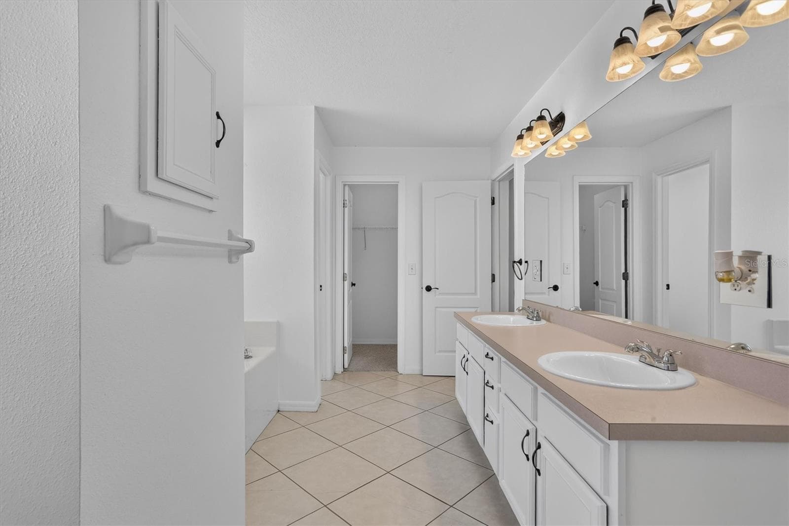 Single Family Residence at 1254 N RIDGE BLVD, CLERMONT, photo 35 of 44