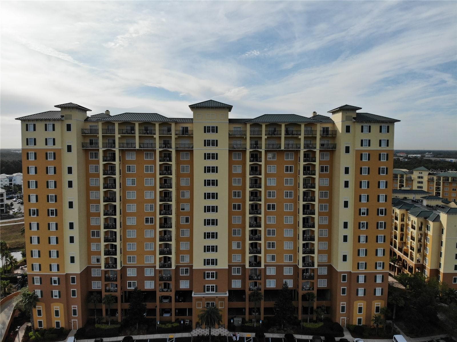 Condo - Hotel at 8125 RESORT VILLAGE DR #5903, ORLANDO, photo 2 of 44
