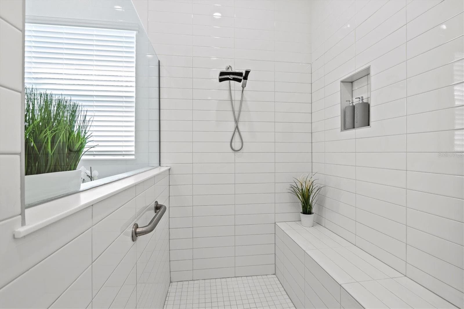 Single Family Residence at 17216 SCUBA CREST ST, WIMAUMA, photo 17 of 98