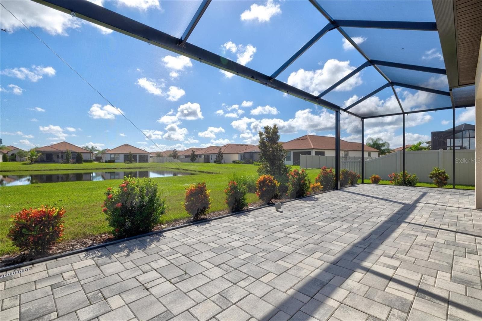 Single Family Residence at 17216 SCUBA CREST ST, WIMAUMA, photo 26 of 98