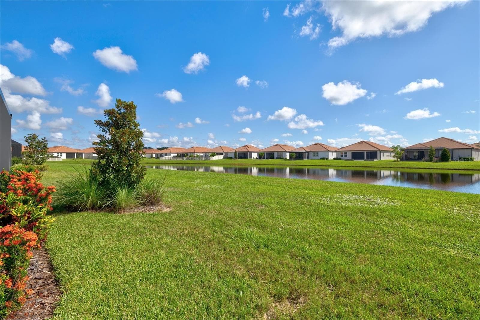 Single Family Residence at 17216 SCUBA CREST ST, WIMAUMA, photo 28 of 98