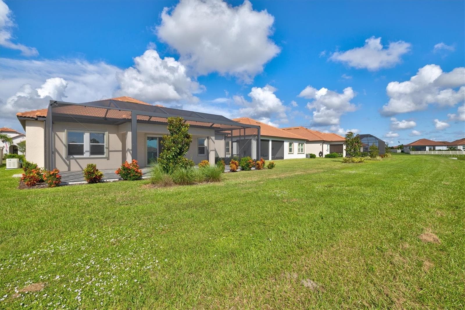 Single Family Residence at 17216 SCUBA CREST ST, WIMAUMA, photo 29 of 98
