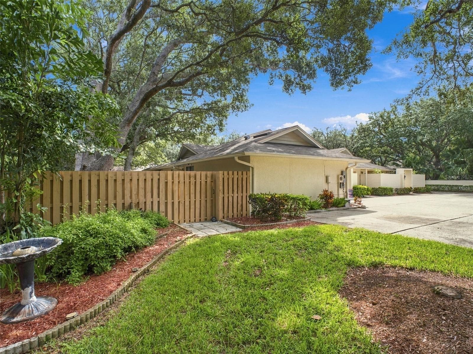 Villa at 119 PARKSIDE COLONY DR, TARPON SPRINGS, photo 4 of 76