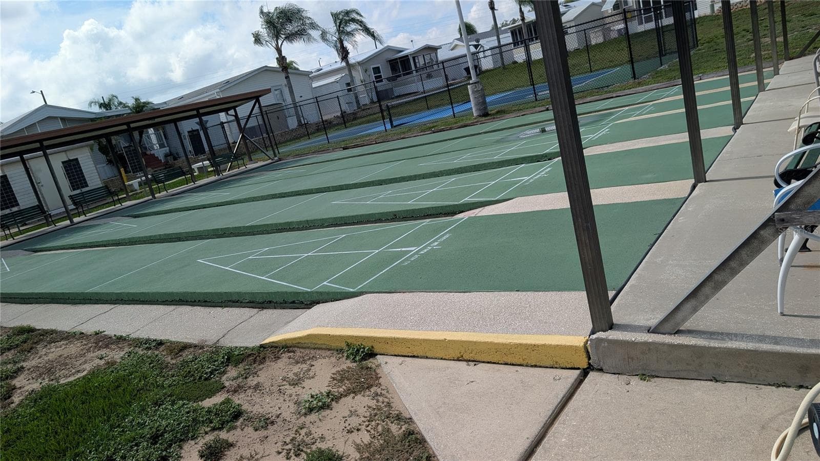 SHUFFLEBOARD - 207 CITRUS RIDGE DR, DAVENPORT