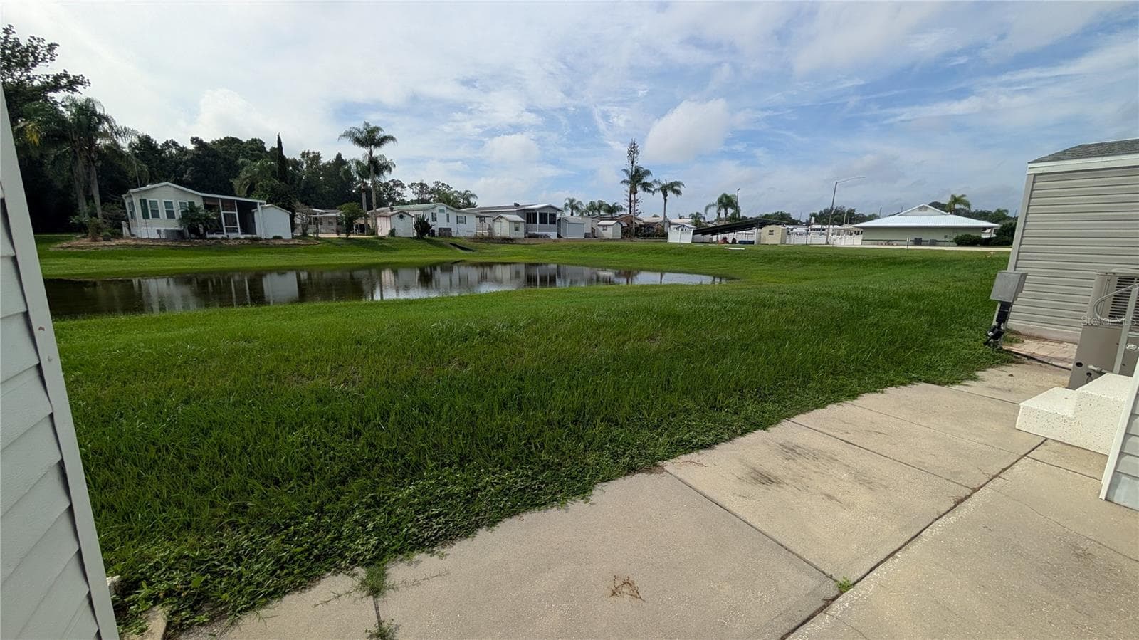 Manufactured Home at 207 CITRUS RIDGE DR, DAVENPORT, photo 43 of 53