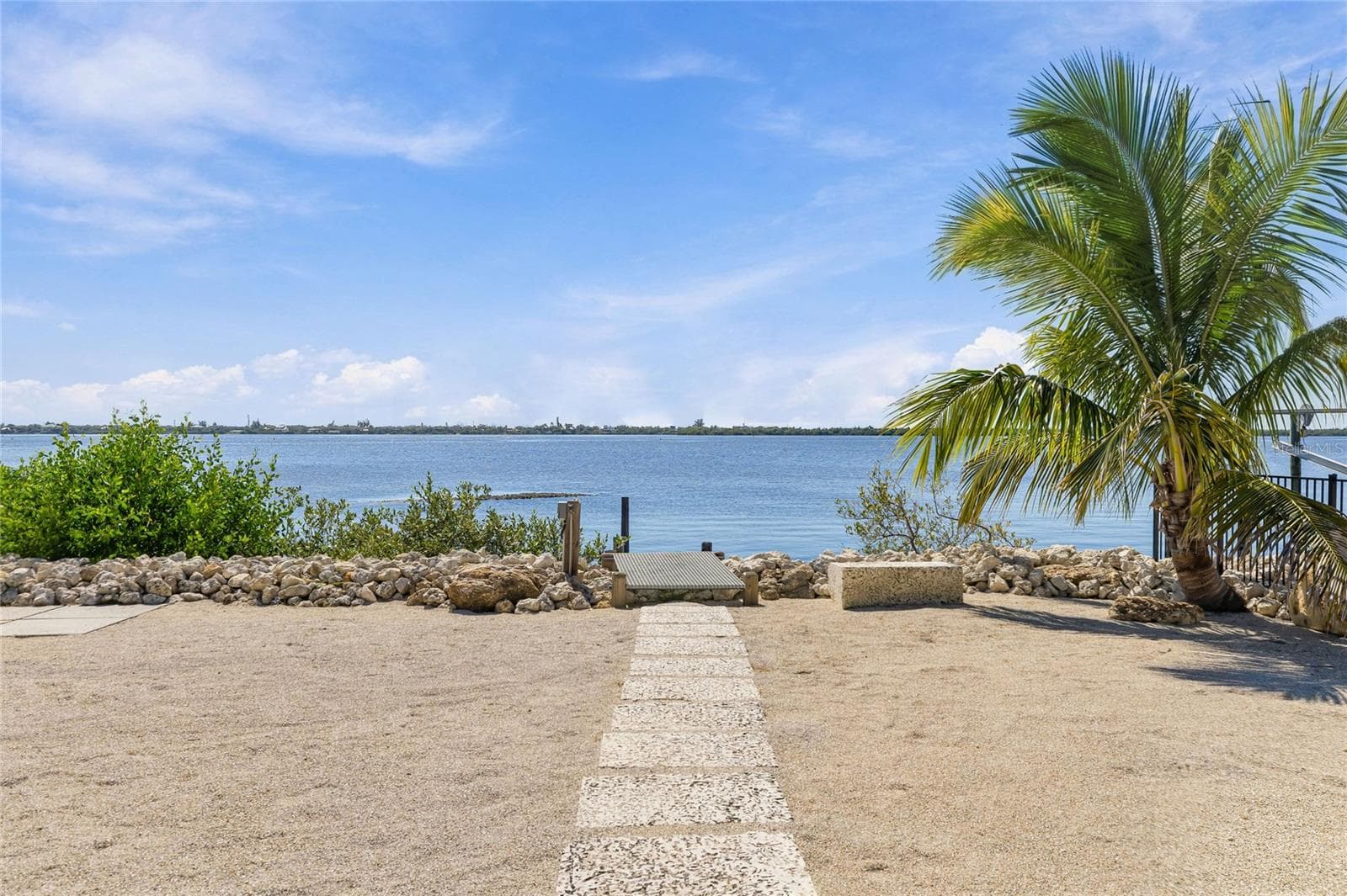 stunning views - 901 CHAPIN BLVD, ENGLEWOOD