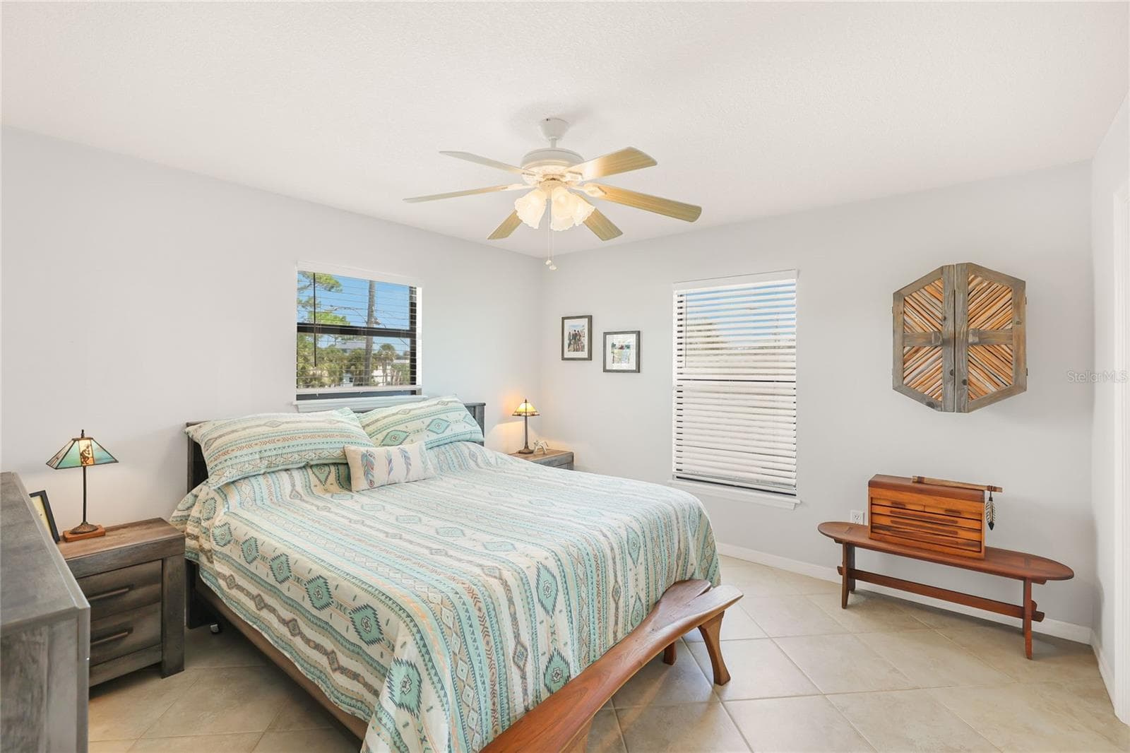 owners suite - 901 CHAPIN BLVD, ENGLEWOOD