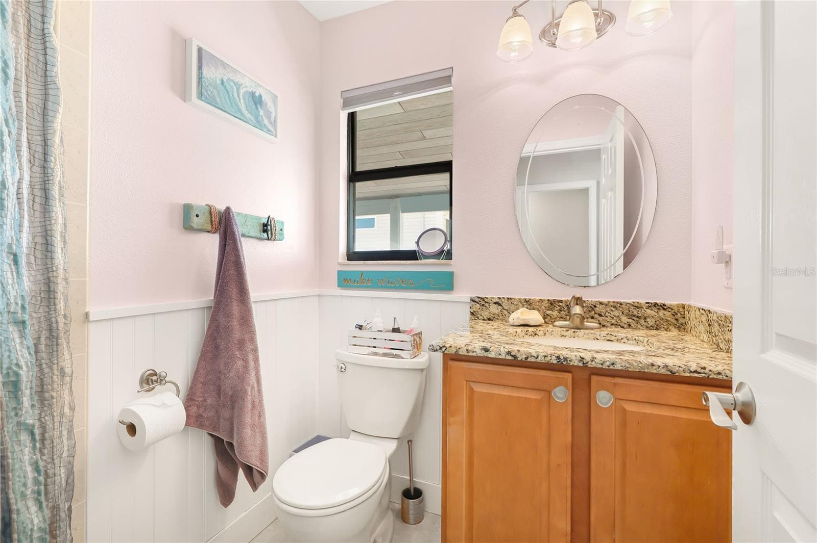 bathroom 2 - 901 CHAPIN BLVD, ENGLEWOOD