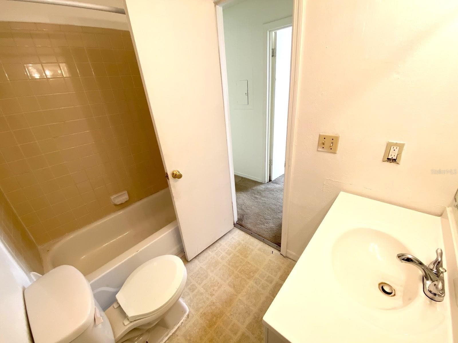 Condominium at 1083 S HIAWASSEE RD #623, ORLANDO, photo 18 of 25
