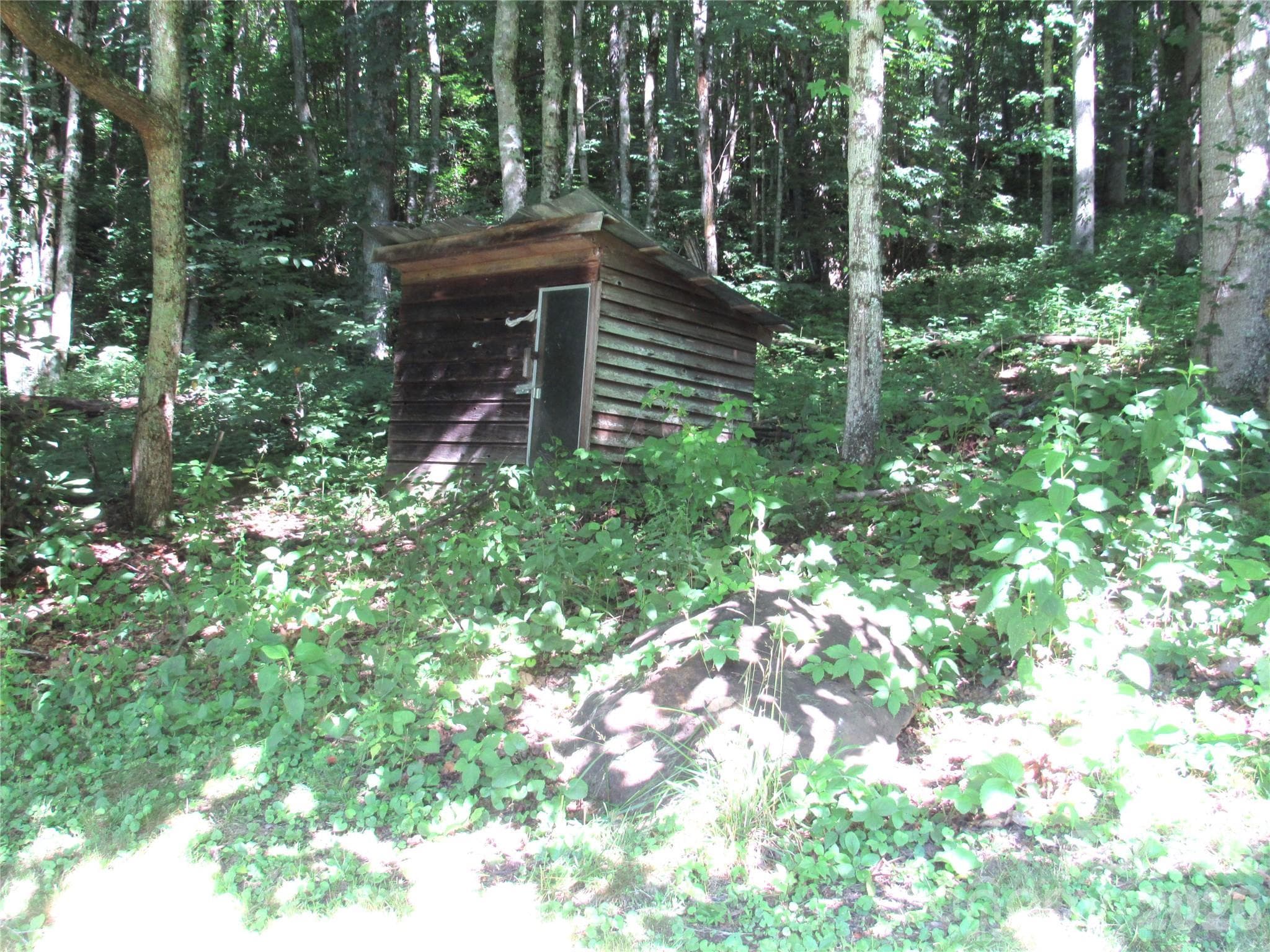 Single Family Residence at 664 Woodfin Road, Sylva, photo 6 of 23