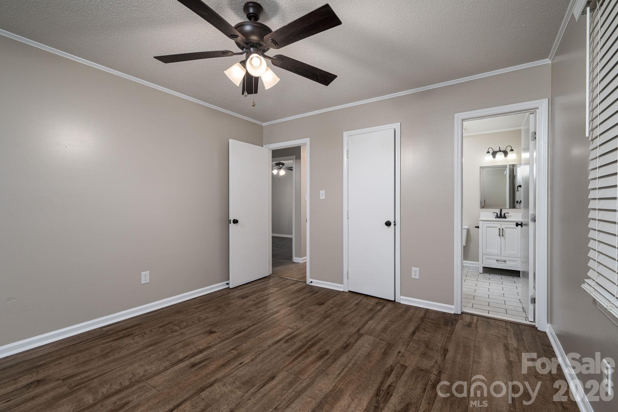 Single Family Residence at 413 E Klutz Street, Maiden, photo 10 of 38