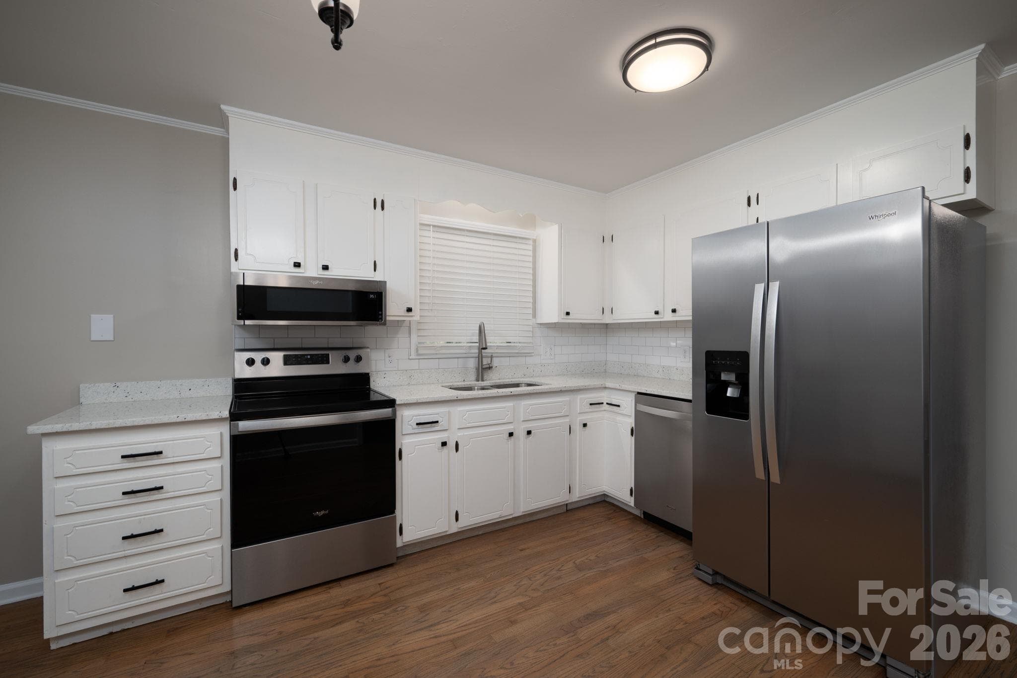 Single Family Residence at 413 E Klutz Street, Maiden, photo 21 of 38