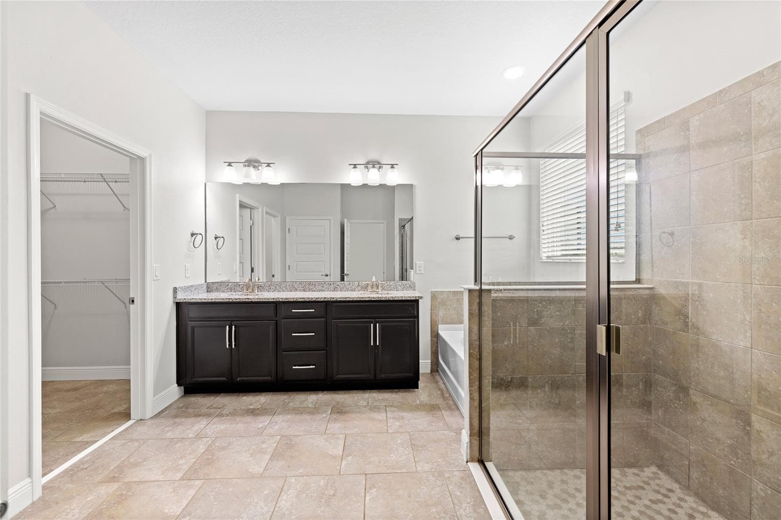 Single Family Residence at 10097 BEACH PORT DR, WINTER GARDEN, photo 14 of 35