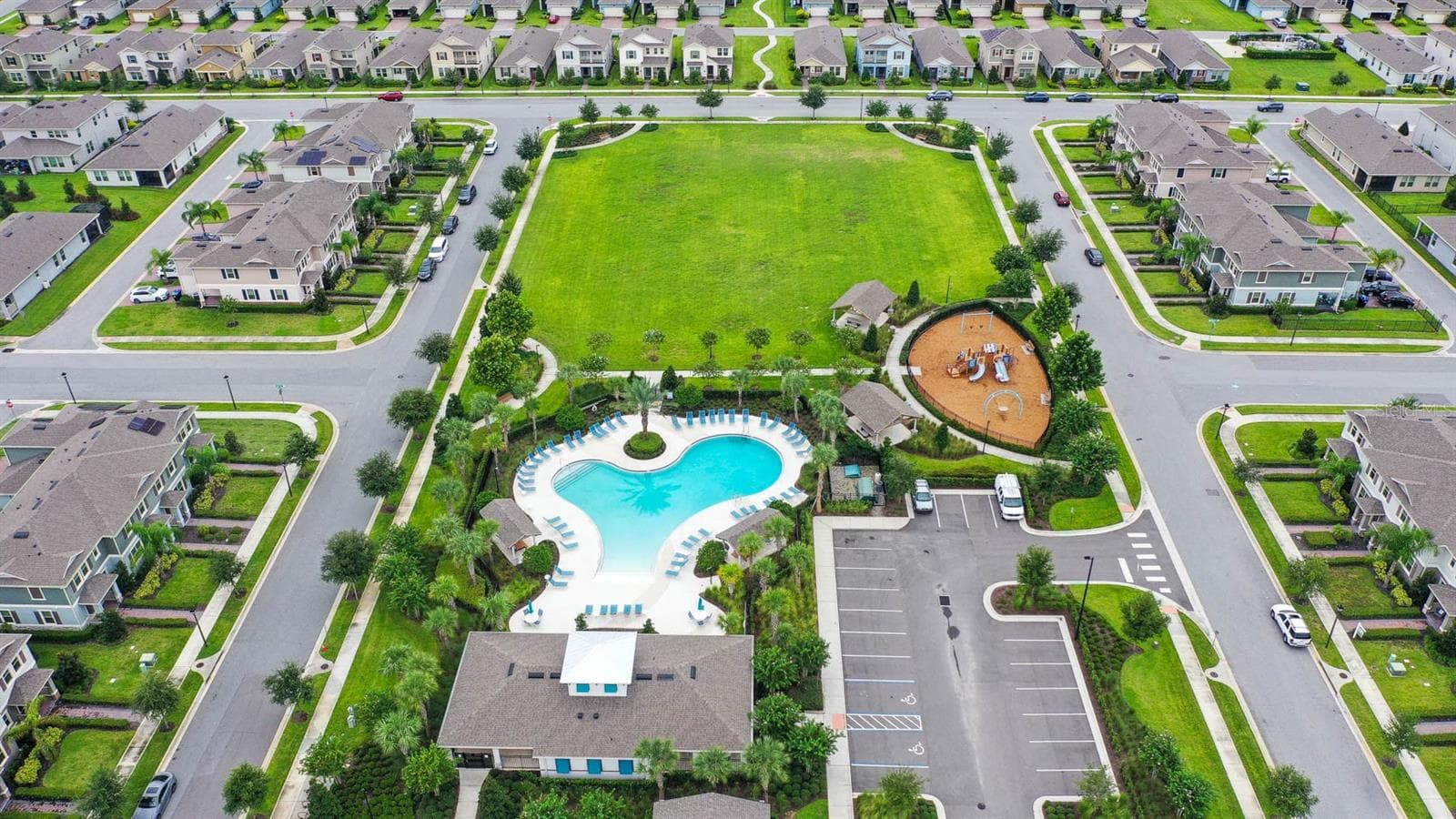 Single Family Residence at 10097 BEACH PORT DR, WINTER GARDEN, photo 33 of 35