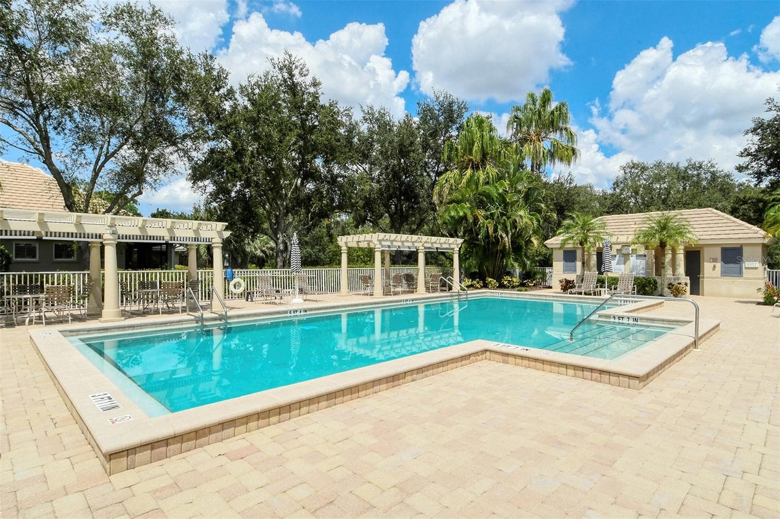 Single Family Residence at 6609 PEBBLE BEACH WAY, LAKEWOOD RANCH, photo 46 of 58