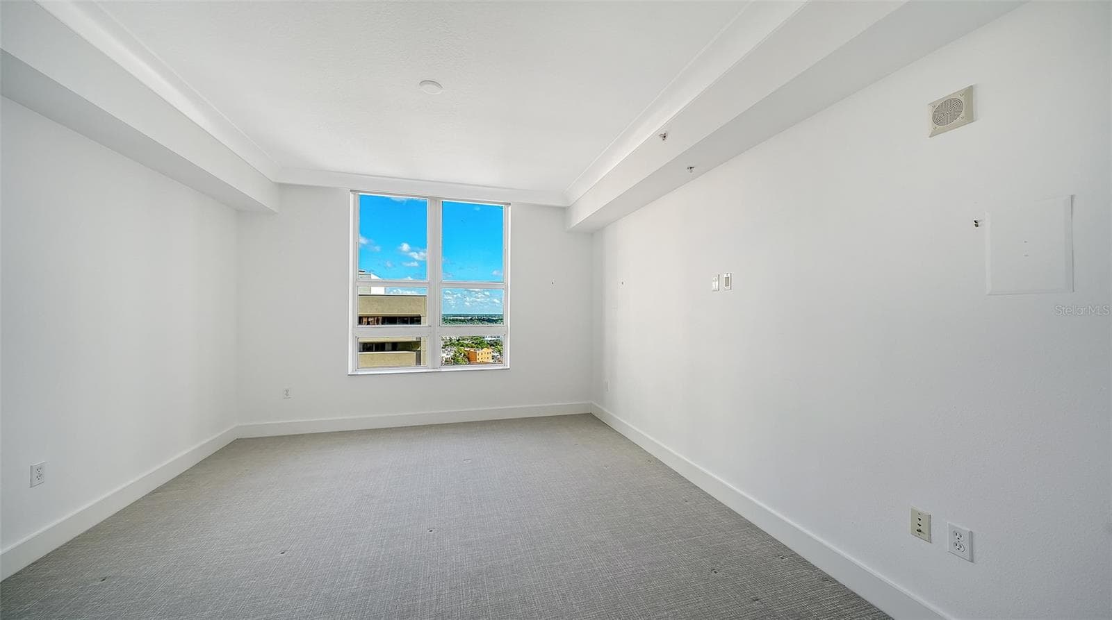 Condominium at 1350 MAIN ST #1409, SARASOTA, photo 14 of 35