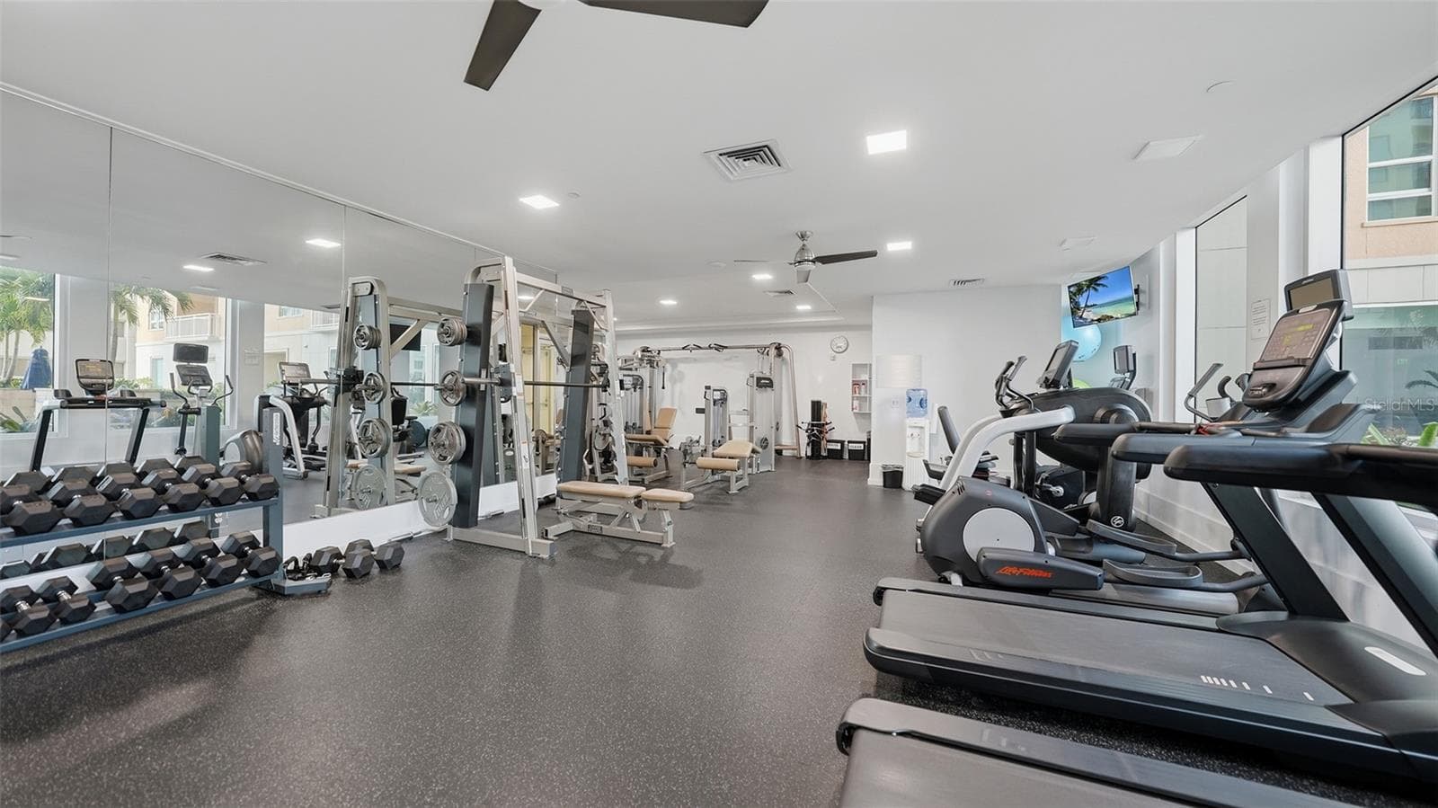 Condominium at 1350 MAIN ST #1409, SARASOTA, photo 22 of 35
