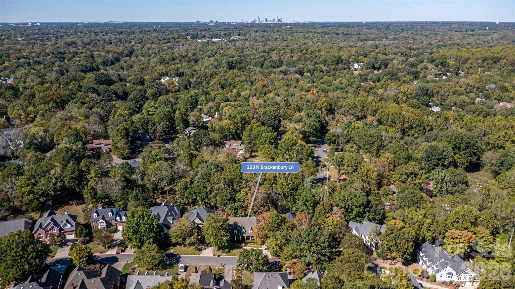 Single Family Residence at 223 N Brackenbury Lane, Charlotte, photo 3 of 49