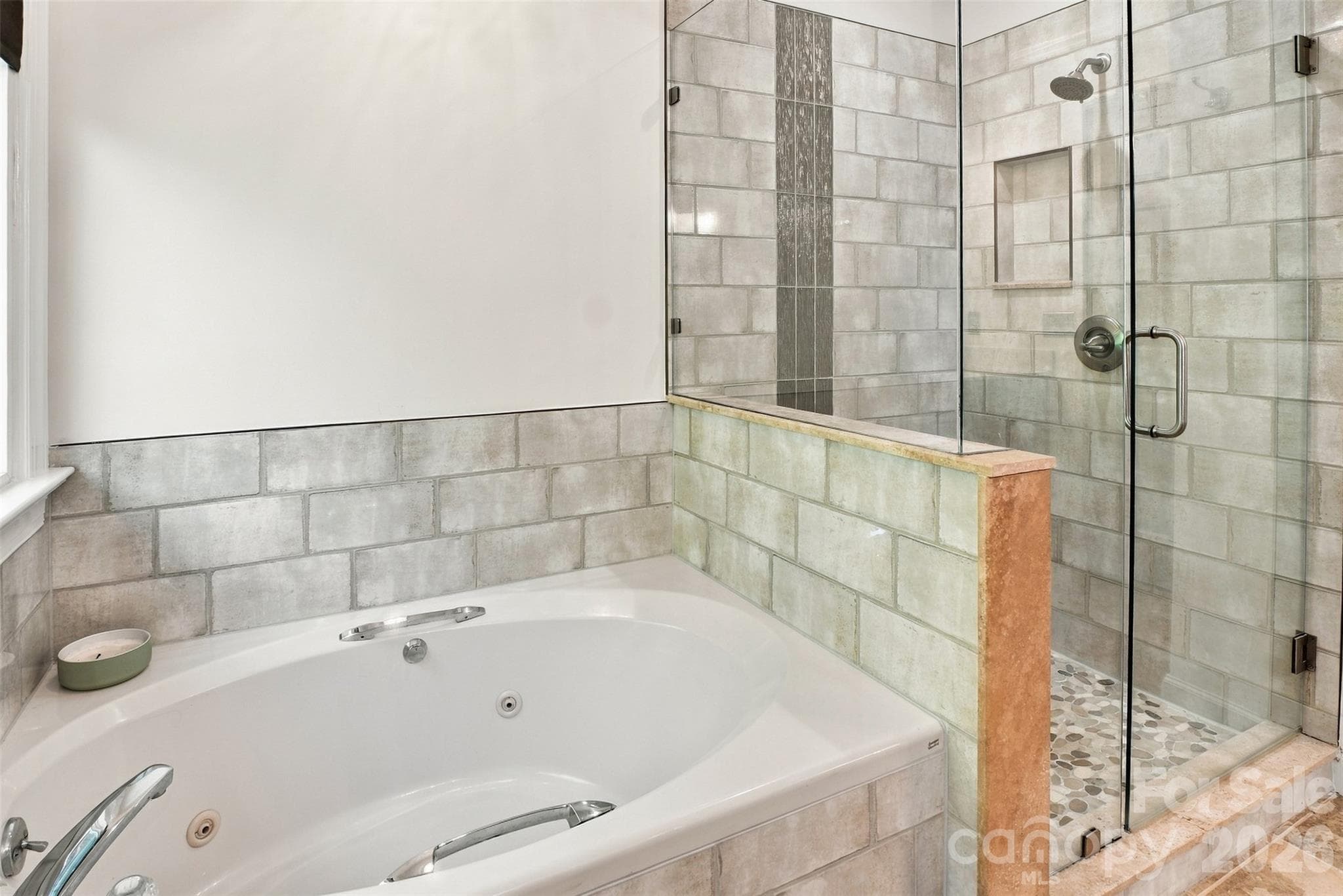 Single Family Residence at 223 N Brackenbury Lane, Charlotte, photo 8 of 49