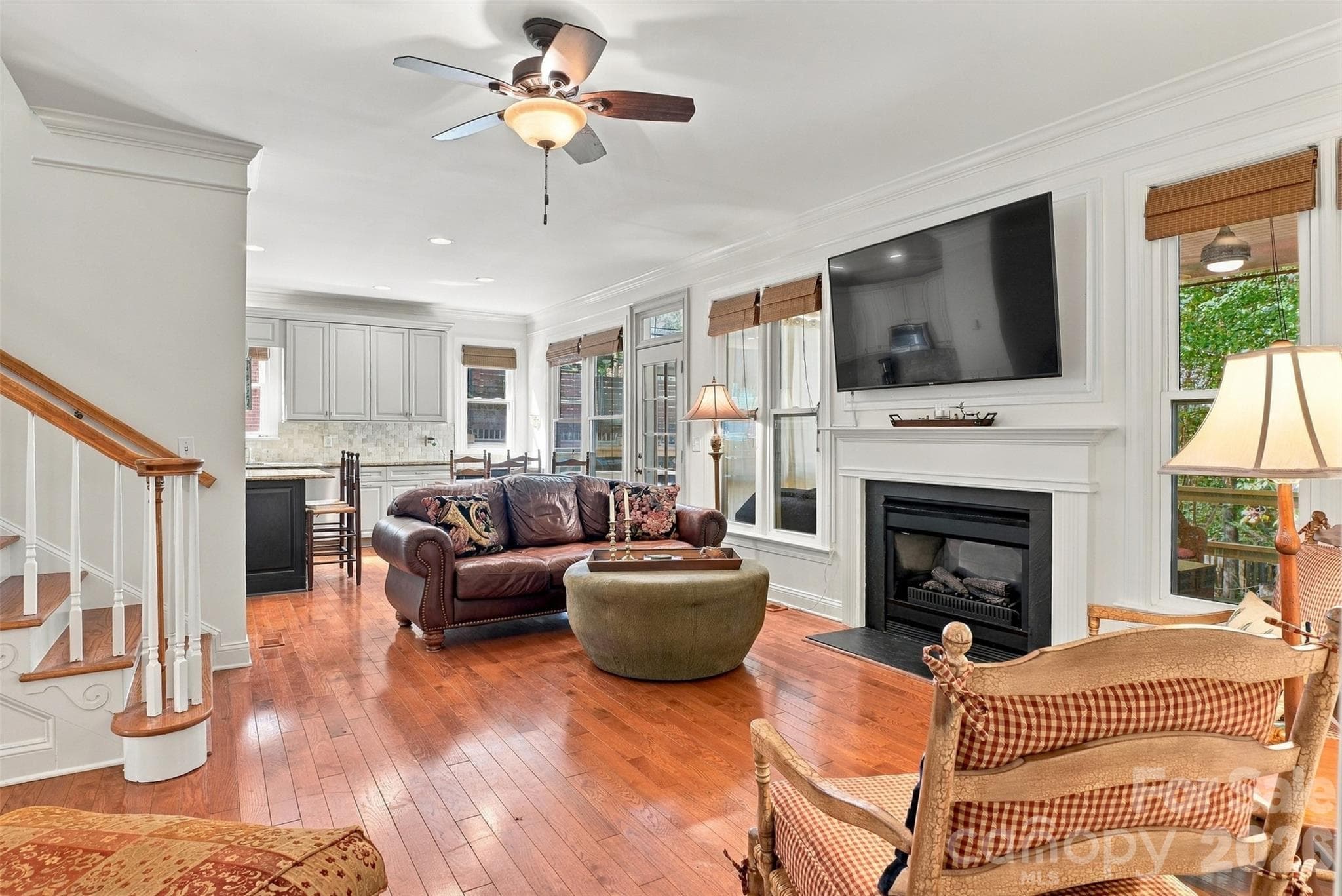 Single Family Residence at 223 N Brackenbury Lane, Charlotte, photo 20 of 49