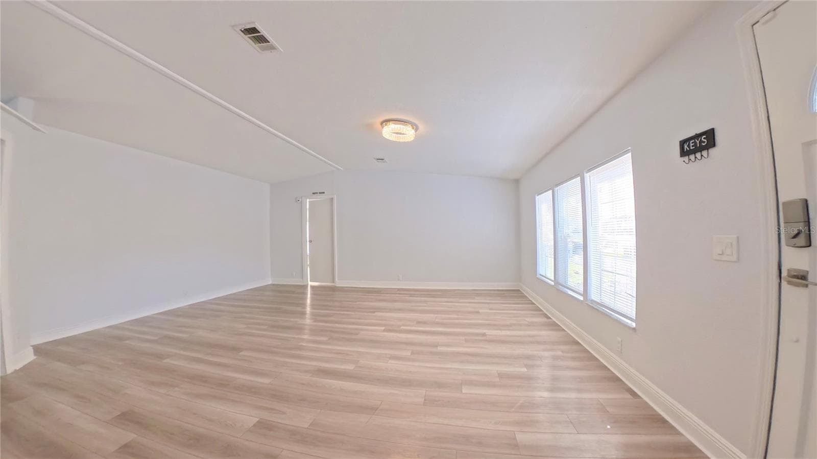 Manufactured Home at 7412 52ND AVE S, TAMPA, photo 11 of 27