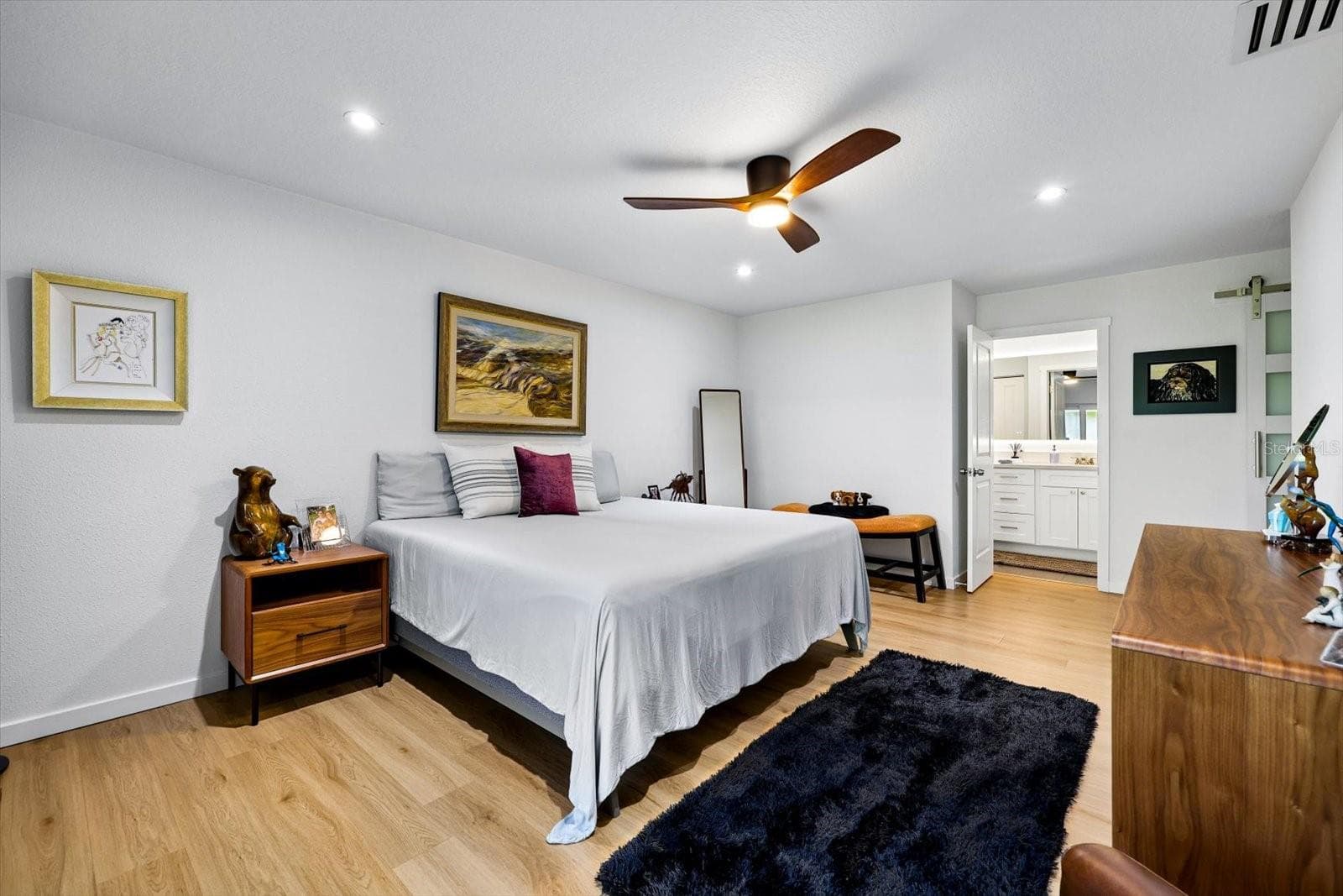 Single Family Residence at 2335 HERON CIR, CLEARWATER, photo 13 of 27