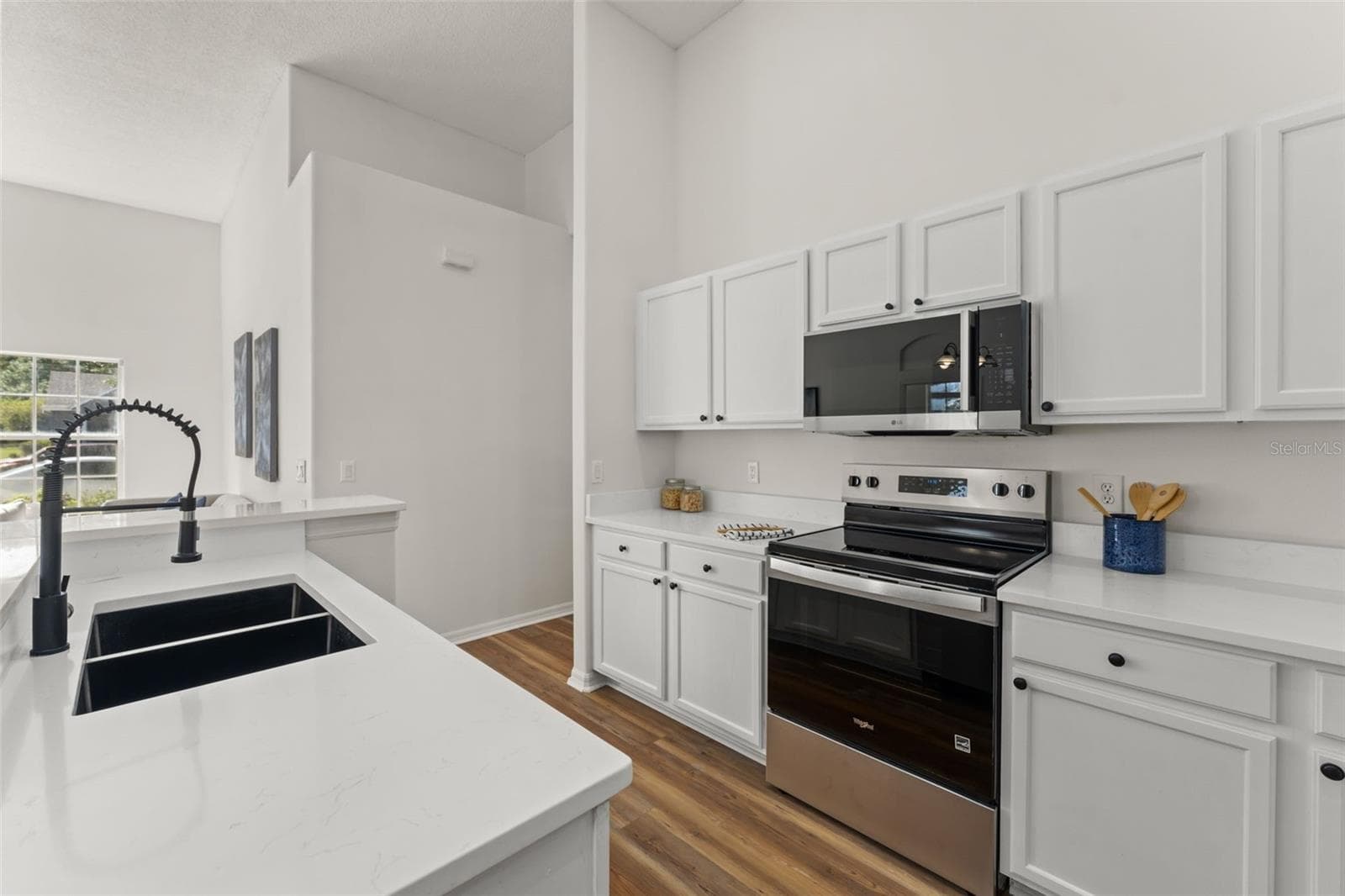 Townhouse at 1807 ISLAND WALK DR, ORLANDO, photo 14 of 34