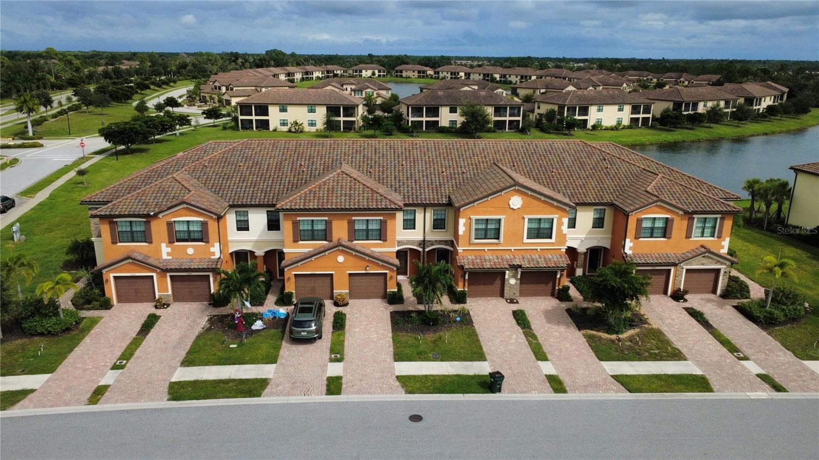 20448 LAGENTE CIR